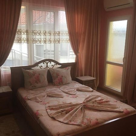 Guest House Hristina Sozopol Exterior photo